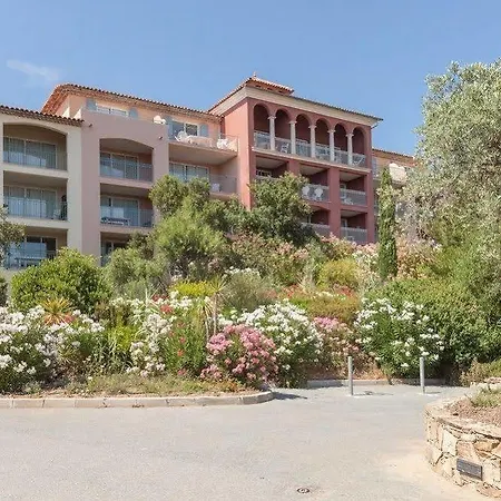 P&v Le Hameau Des Issambrr מלון