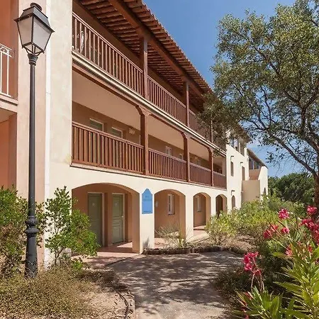 מלון P&v Le Hameau Des Issambrr 3*