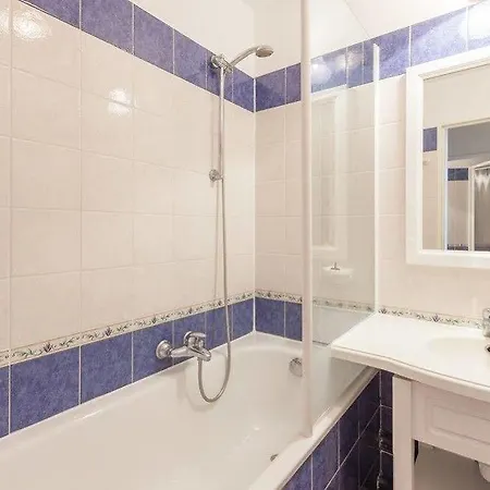 P&v Le Hameau Des Issambrr מלון סן-מקסים